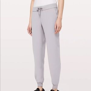 Lululemon On The Fly Jogger